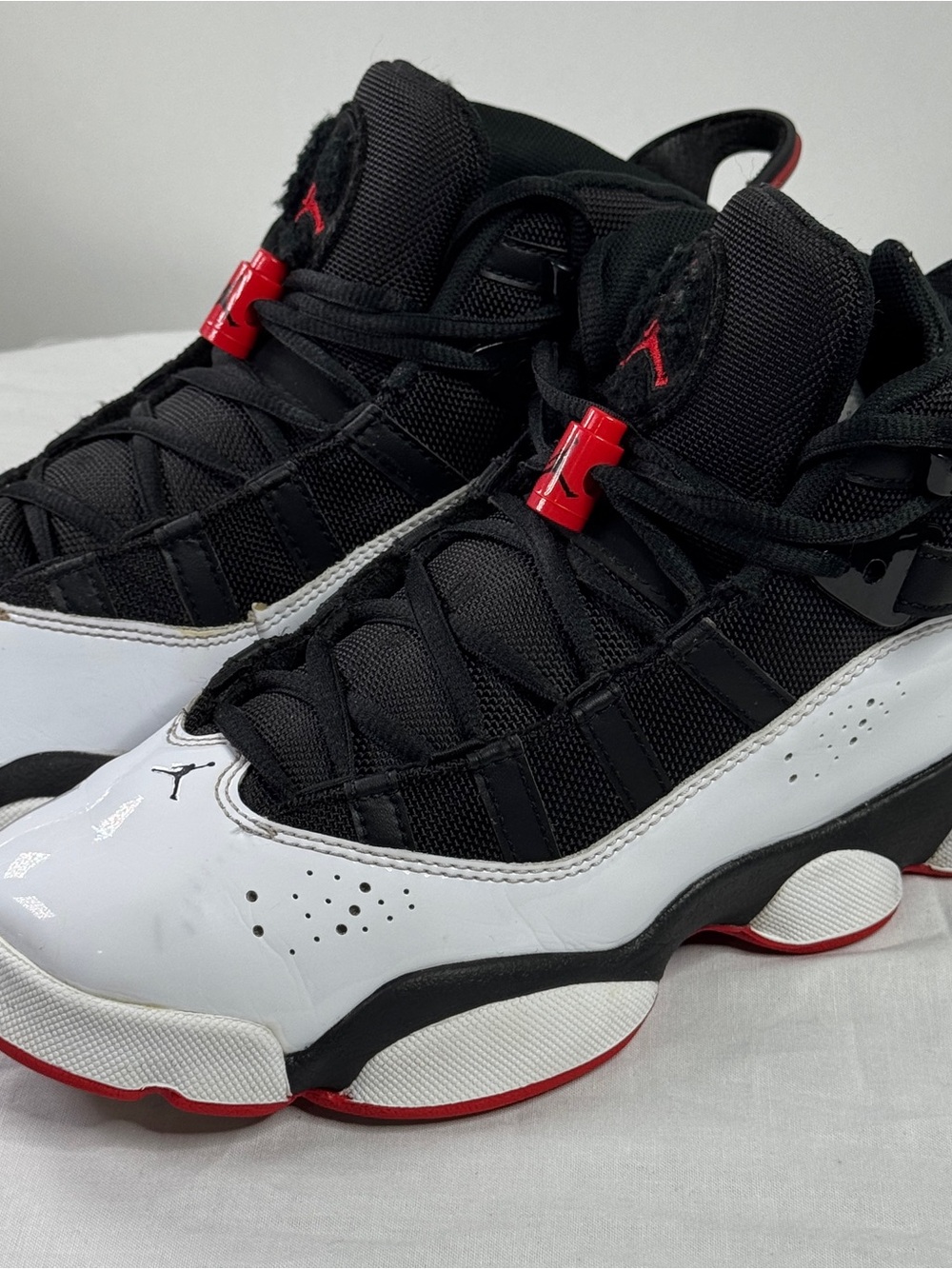 Air Jordan 6 Rings in excellent pre-owned condition.